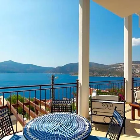 Sleeps 6 Pool Air Con Wifi Villa