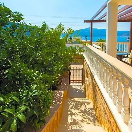 Villa Sleeps 6 Pool Air Con Wifi Kalkan